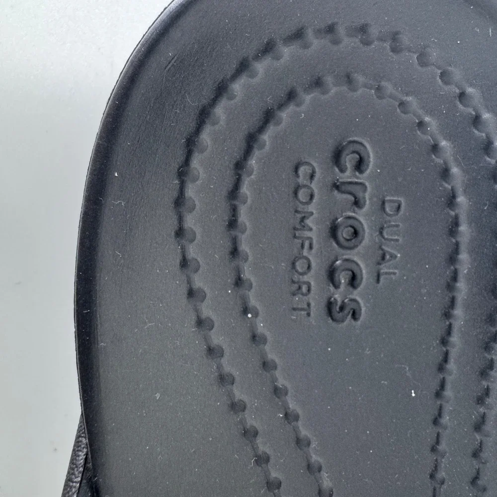 Crocs Swiftwater Sandals Womens 9 Black Dual Comfort Strappy Water Shoes 203998
